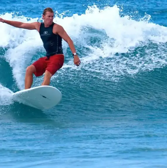 surfer-advanced